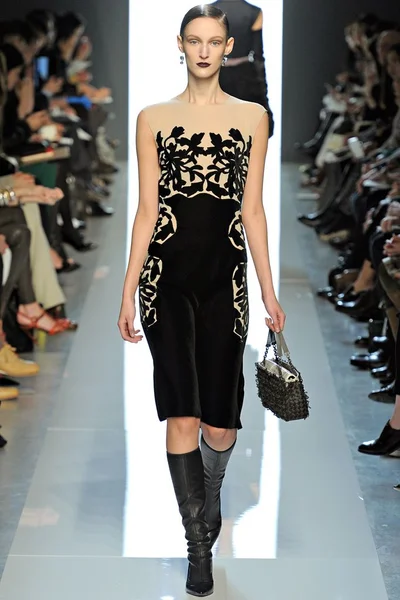 Look 29